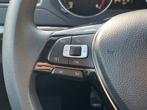 Used 2017 Volkswagen Jetta S image 15