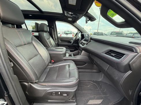 Used 2021 Chevrolet Suburban RST w/ Luxury Package AWD/4WD image 28