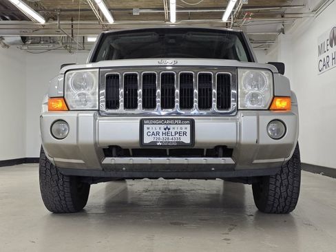 Used 2006 Jeep Commander Limited w/ Trailer Tow Group IV AWD/4WD image 3
