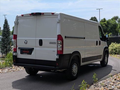 Used 2025 RAM ProMaster 2500 w/ Convenience Group FWD image 5