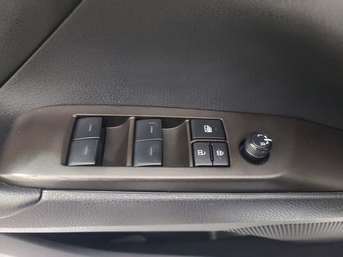 Used 2024 Toyota Camry SE image 23