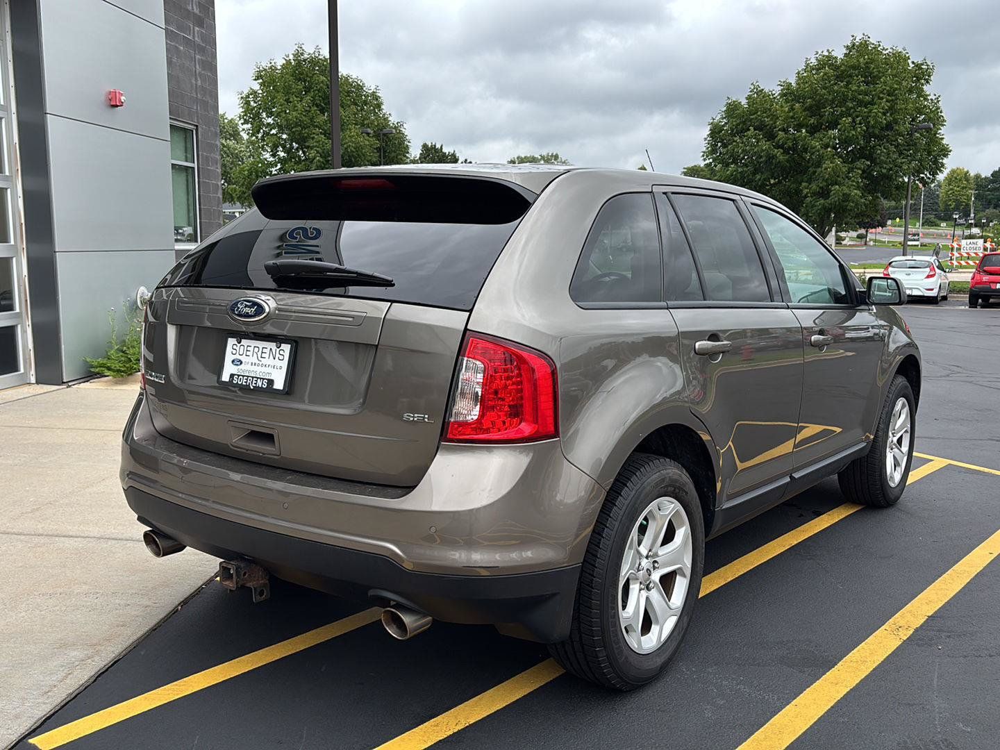 Used 2013 Ford Edge SEL FWD image 6