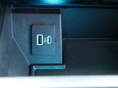 Used 2021 Ford F150 Lariat image 20