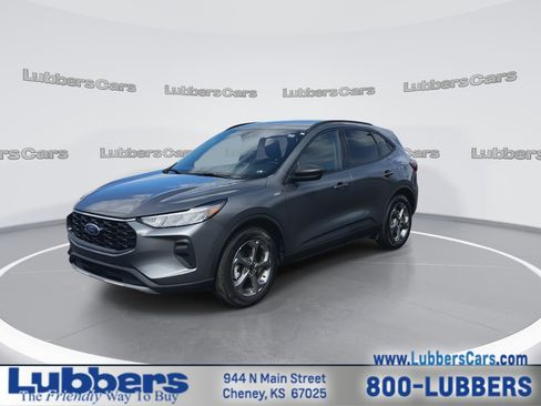 Used 2025 Ford Escape ST-Line image 4