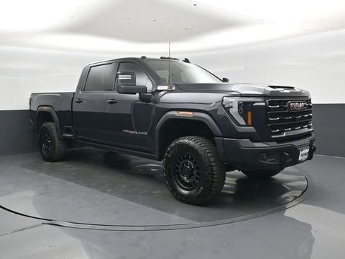 Used 2025 GMC Sierra 2500 AT4X w/ AT4X AEV Edition image 1