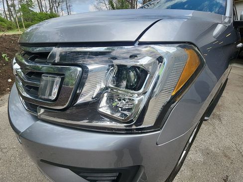 Used 2020 Ford Expedition Max XLT w/ Equipment Group 202A AWD/4WD image 30