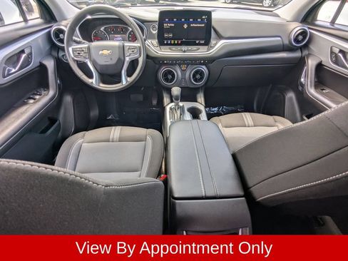 Used 2025 Chevrolet Blazer LT FWD image 26