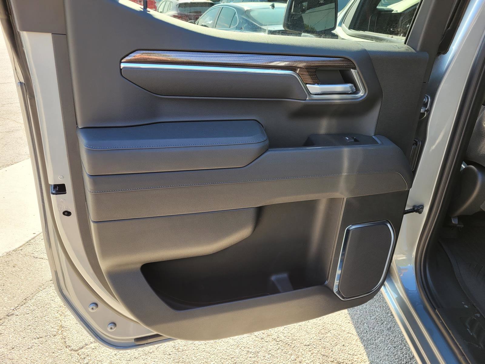 New 2026 Chevrolet Silverado 1500 RST AWD/4WD image 9