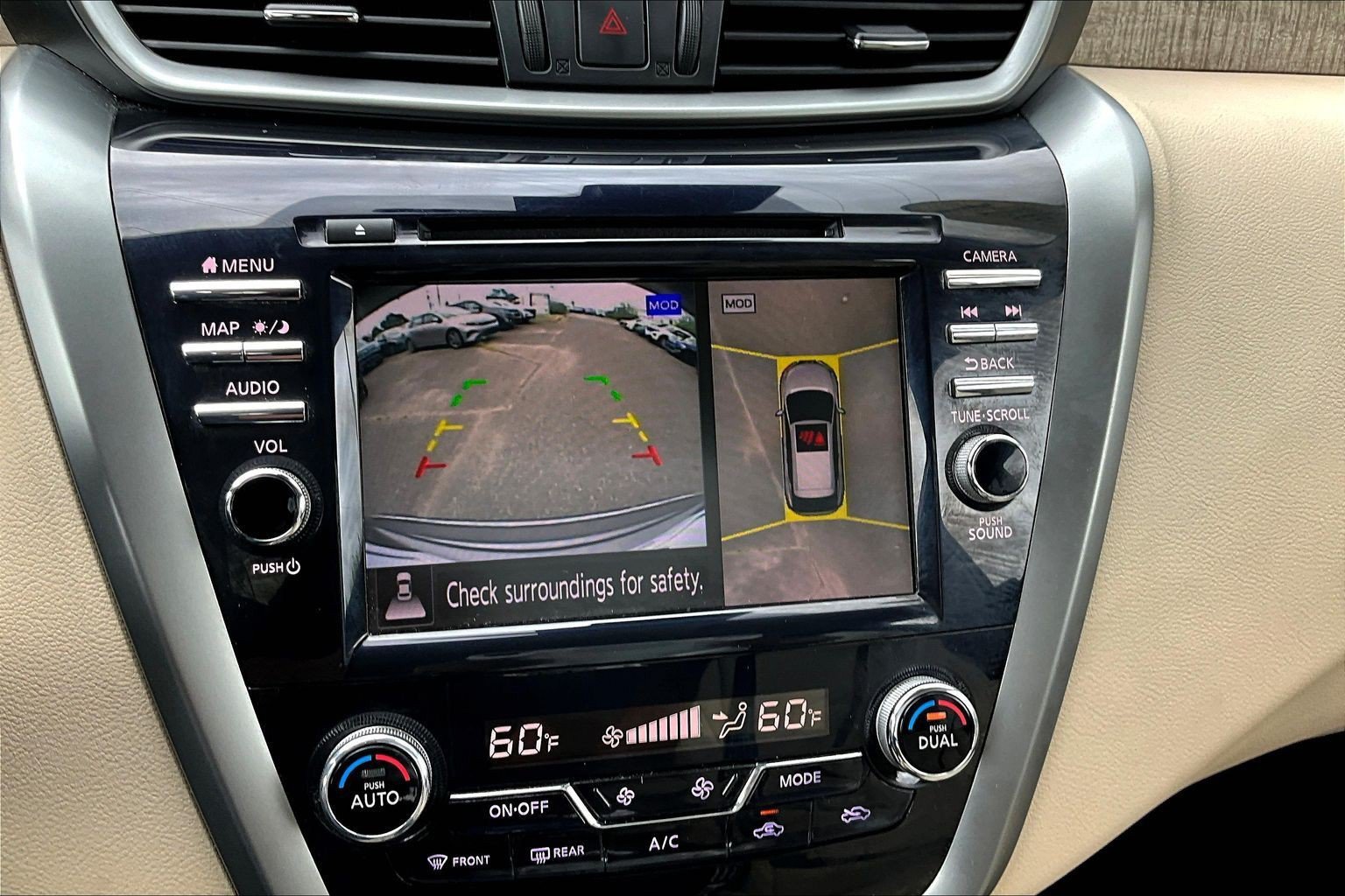 Used 2024 Nissan Murano SL w/ Cargo Package FWD image 11