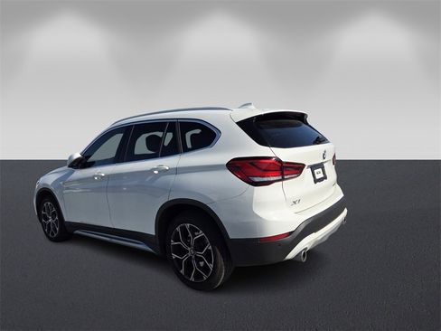 Certified 2022 BMW X1 sDrive28i w/ Premium Package image 6