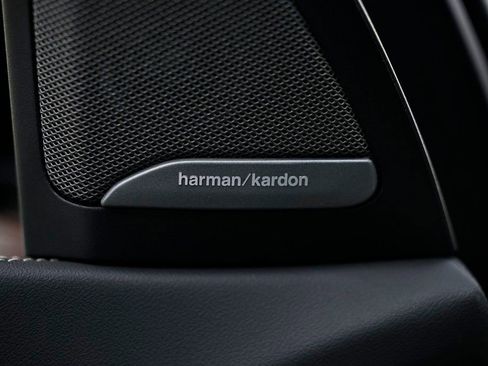 New 2026 BMW X5 xDrive40i w/ M Sport Package image 17