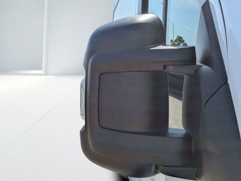 Used 2025 RAM ProMaster 2500 w/ Convenience Group image 10