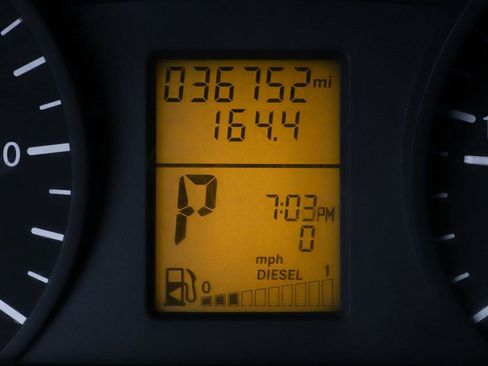 Used 2016 Mercedes-Benz Sprinter 3500 w/ Heavy Duty Front Axle Package image 26