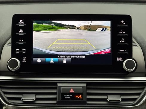 Used 2020 Honda Accord Sport image 12