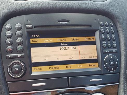 Used 2012 Mercedes-Benz SL 550 SL 550 image 31