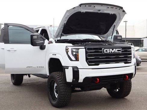 Used 2025 GMC Sierra 3500 AT4 w/ AT4 Premium Plus Package AWD/4WD image 45