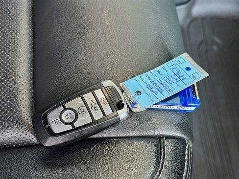 Used 2022 Ford F250 Lariat w/ Lariat Ultimate Package image 33