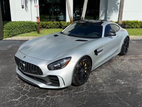 Used 2018 Mercedes-Benz AMG GT R image 36