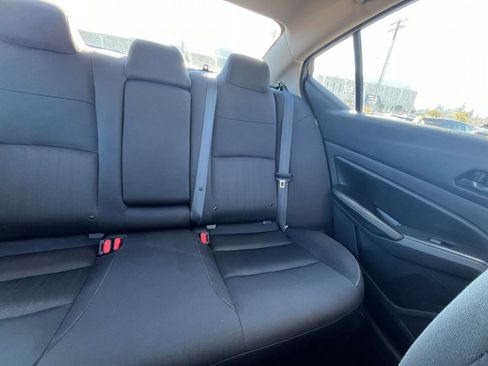 Used 2025 Nissan Altima 2.5 SV image 36