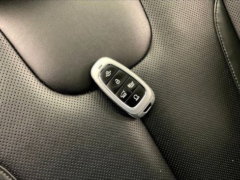 Used 2023 Hyundai Palisade SEL image 34