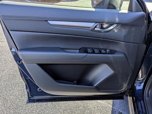 New 2025 MAZDA CX-5 AWD 2.5 S w/ Preferred Package image 11