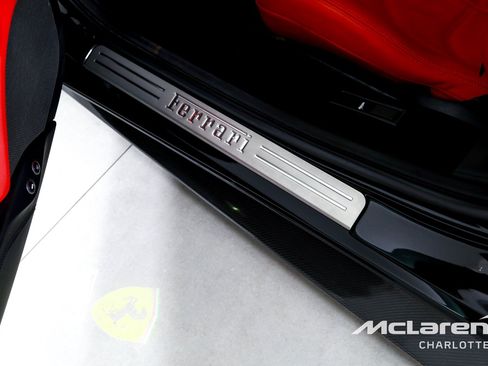 Used 2018 Ferrari 488 GTB RWD image 16