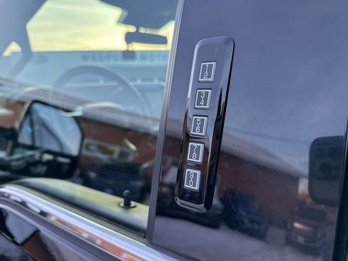 Used 2024 Ford F350 King Ranch w/ Chrome Package image 38