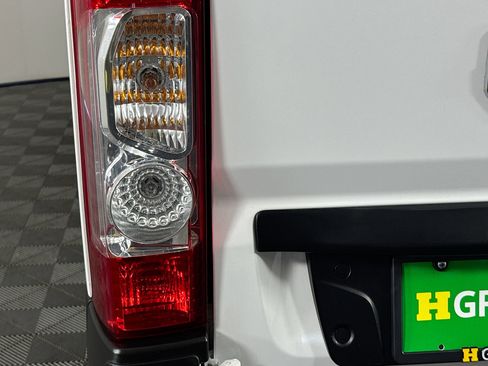 Used 2025 RAM ProMaster 2500 w/ Safety Group FWD image 31