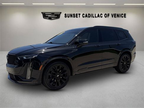Used 2021 Cadillac XT6 Sport AWD/4WD image 7
