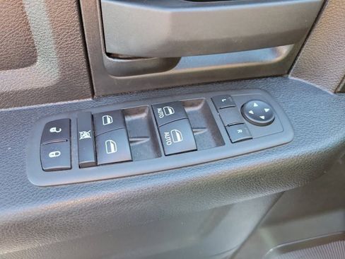 Used 2022 RAM 3500 Tradesman image 21