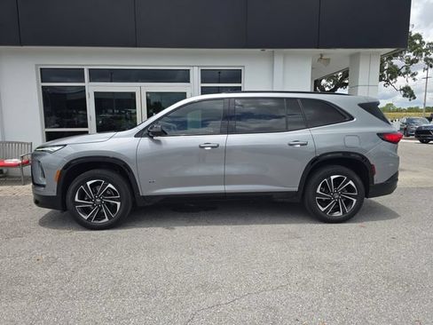 New 2025 Buick Enclave Sport Touring w/ Super Cruise Package FWD image 4