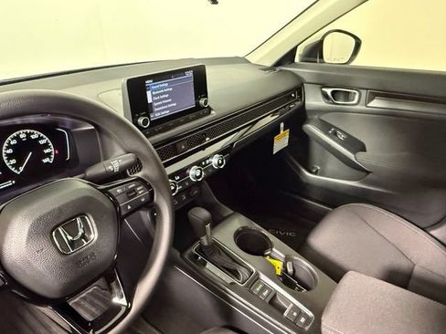 Used 2026 Honda Civic LX image 27