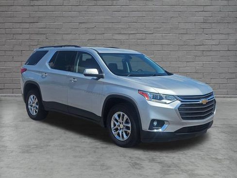 Used 2021 Chevrolet Traverse LT FWD image 7
