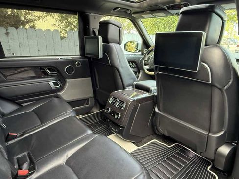 Used 2018 Land Rover Range Rover Long Wheelbase Autobiography image 25
