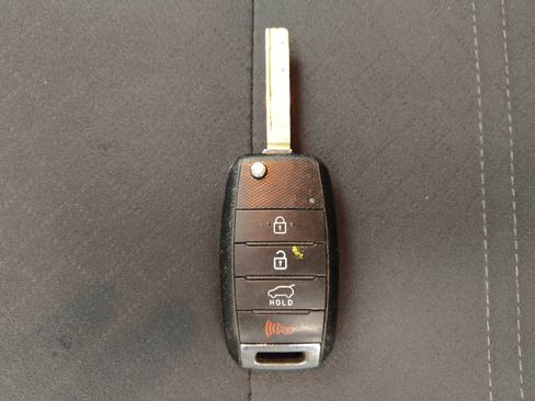 Used 2019 Kia Sorento FWD image 32
