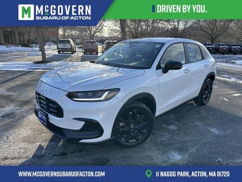 Used 2023 Honda HR-V Sport image 1