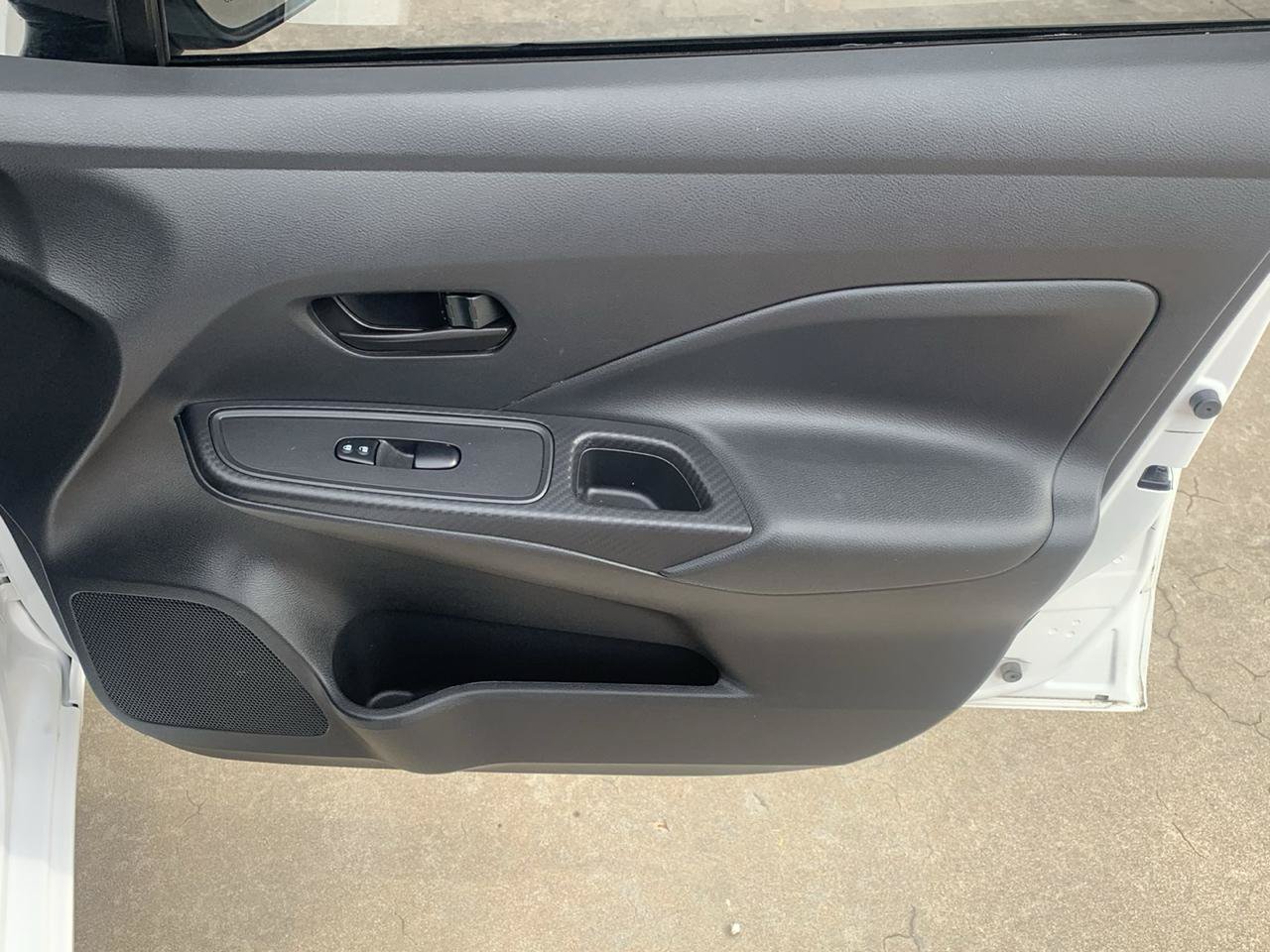 Used 2023 Nissan Versa S FWD image 13