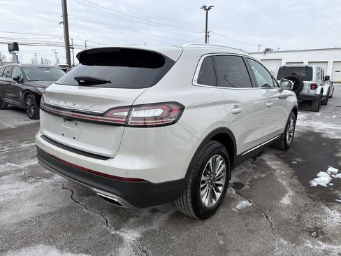 Certified 2022 Lincoln Nautilus Reserve w/ Luxury Package image 5