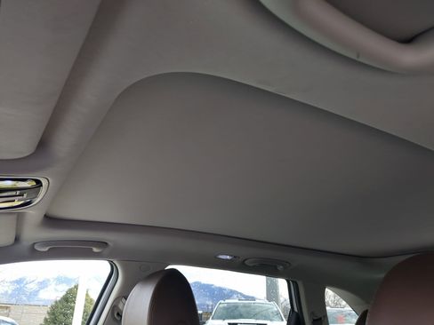 Used 2019 Kia Sorento SX image 14