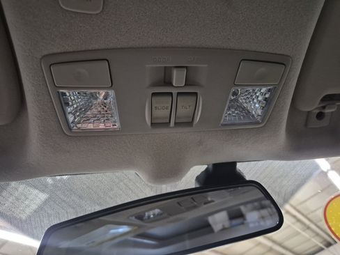 Used 2018 Ford Fiesta SE FWD image 29