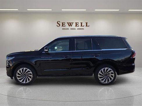 New 2025 Lincoln Navigator Black Label image 2