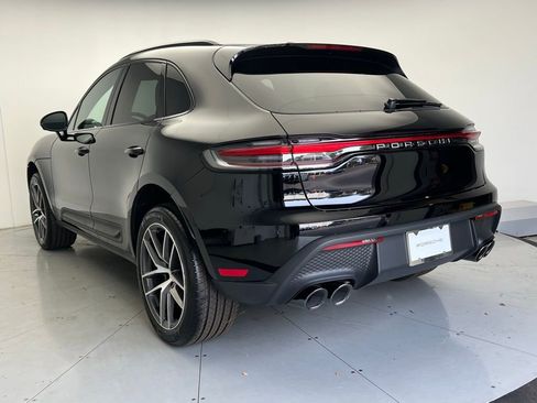 Used 2026 Porsche Macan AWD/4WD image 3