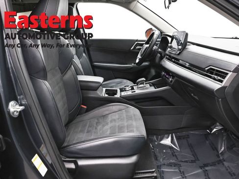 Used 2024 Mitsubishi Outlander SE AWD/4WD image 23