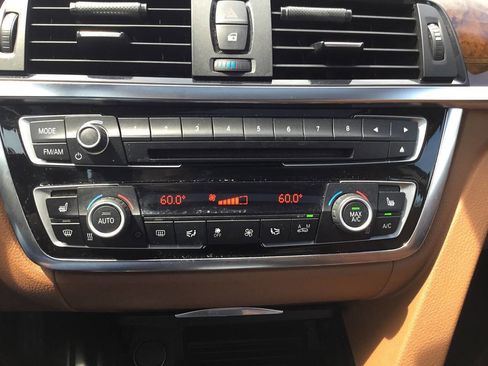Used 2015 BMW 428i xDrive Coupe w/ Premium Package image 38
