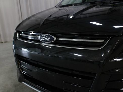 Used 2015 Ford Escape Titanium w/ Equipment Group 301A AWD/4WD image 36
