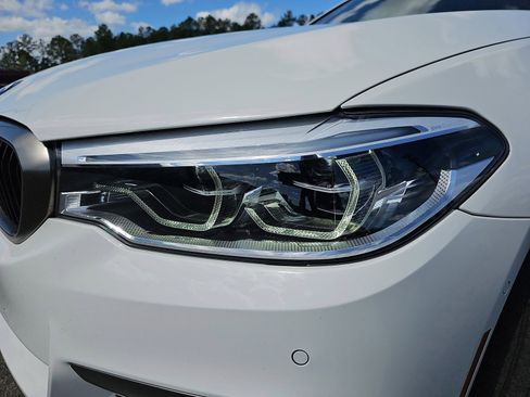 Used 2019 BMW M550i xDrive w/ Premium Package image 31