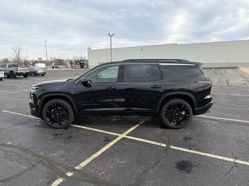 New 2026 Chevrolet Traverse LT w/ Driver Confidence Package image 8