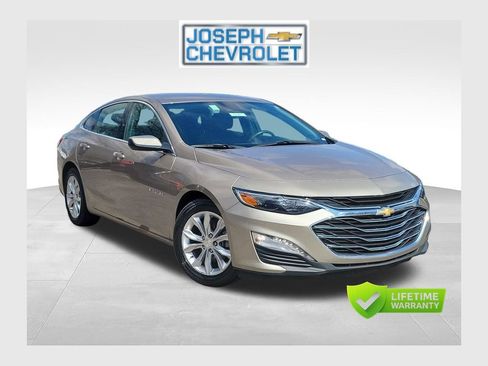 Used 2024 Chevrolet Malibu LT FWD image 1