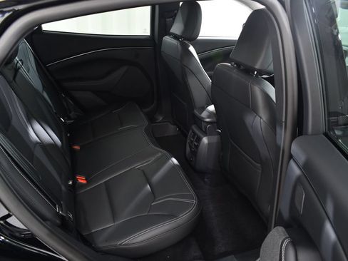 Used 2025 Ford Mustang Mach-E Premium AWD/4WD image 19