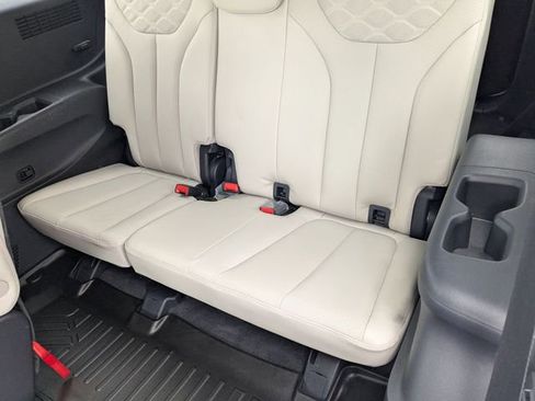 Used 2022 Hyundai Palisade Calligraphy image 21